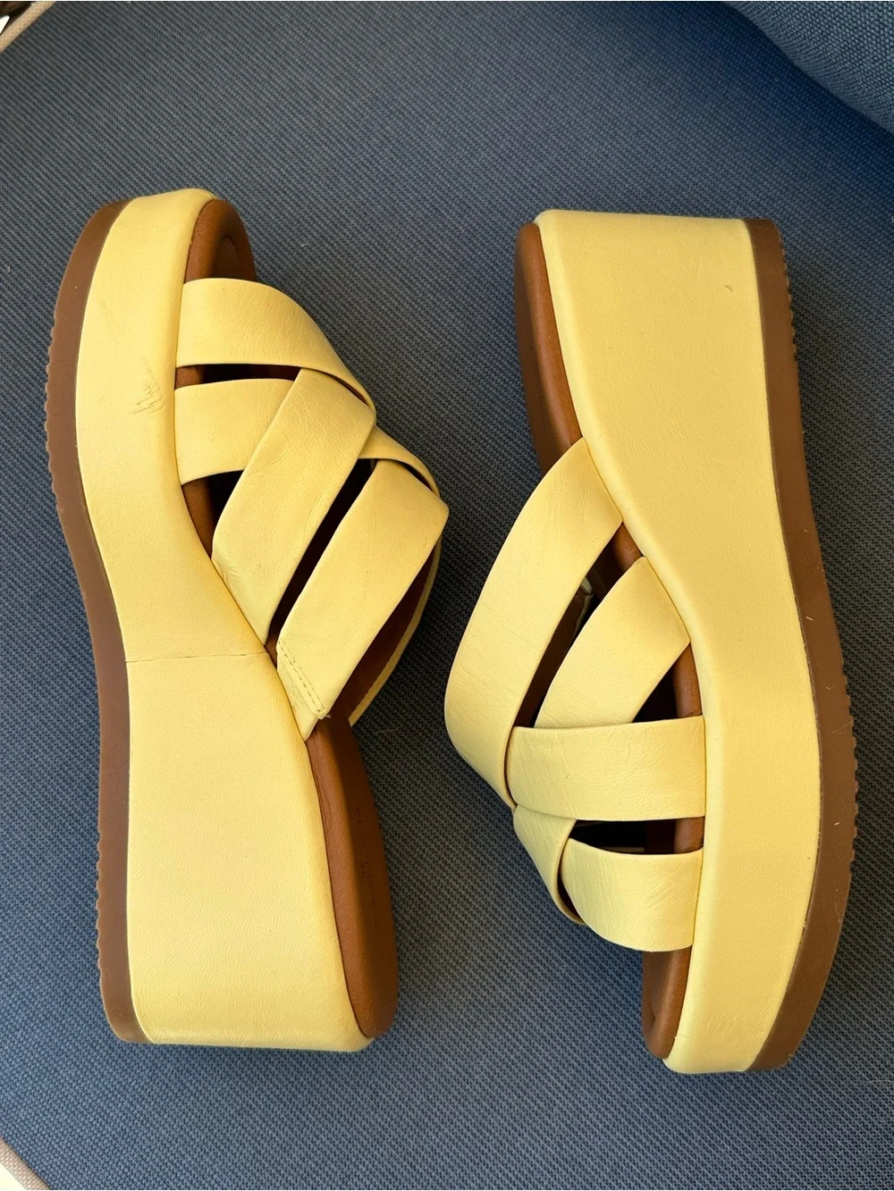 Caslon Women’s Yellow Platform Wedge Slide Sandals